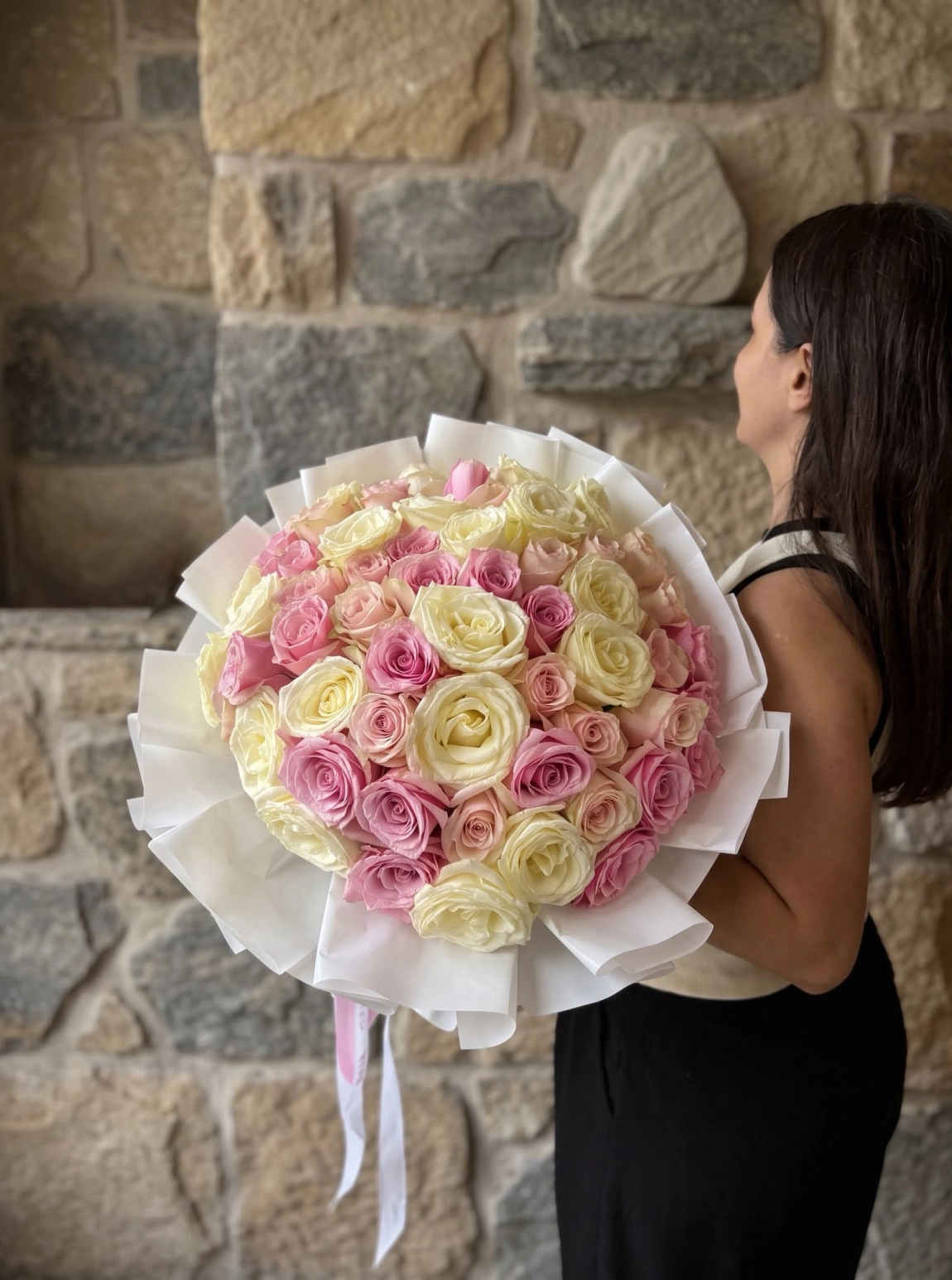 60 Soft Rose Bouquet-60 Pembe-Beyaz Gül Buketi