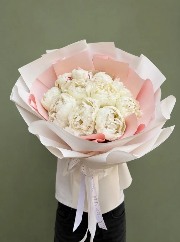 White Peonies-Beyaz Şakayık Buketi